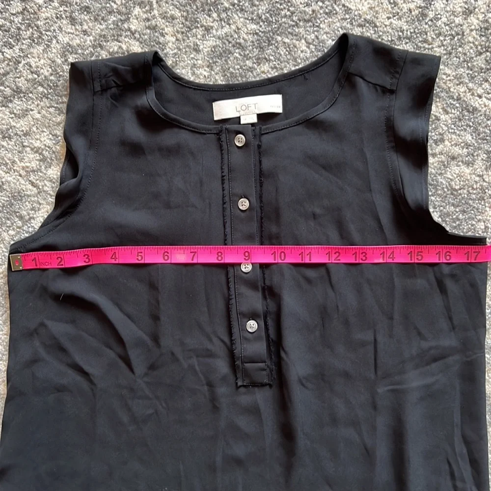 LOFT Petite Ruffle Sleeve Shell - Picture 6 of 7